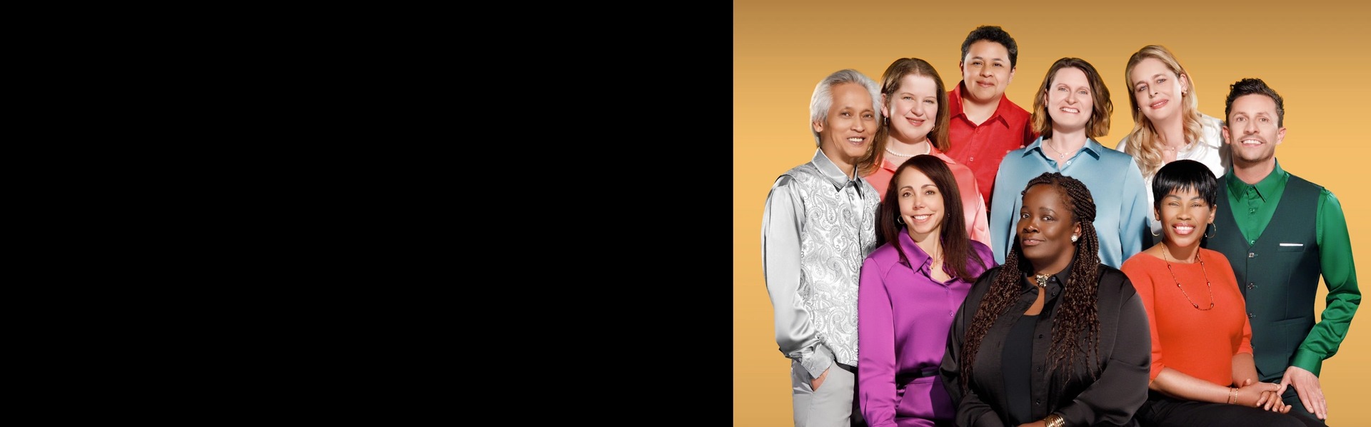 Neuf portraits couleur de femmes sur différents fonds colorés, équipe Shiva