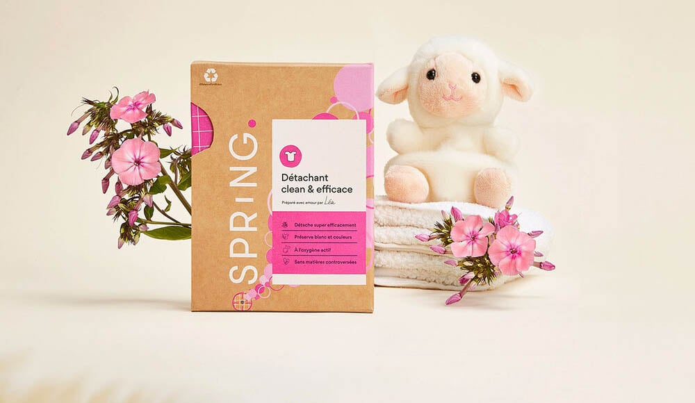 Comment nettoyer un col de chemise avec SPRiNG ?